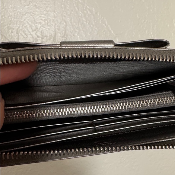Authentic Prada Saffiano Leather Metallic Silver Wallet SOLD AS IS - Picture 10 of 14